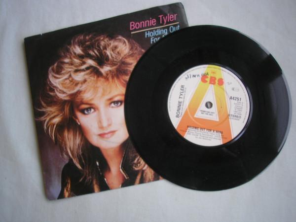 Bonnie Tyler - Holding Out For A Hero